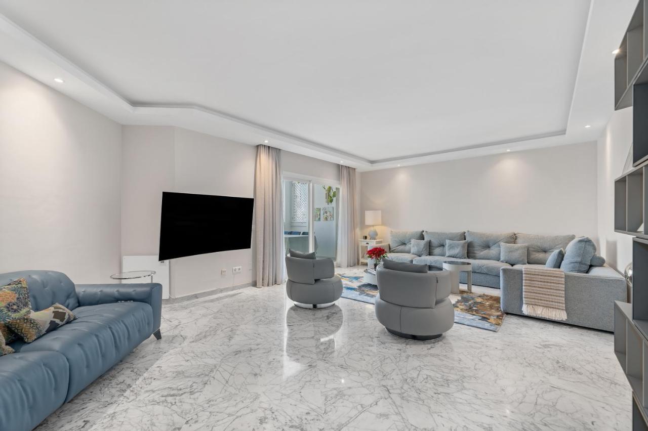 Apartament Modern And Large In The Heart Of Puerto Banus